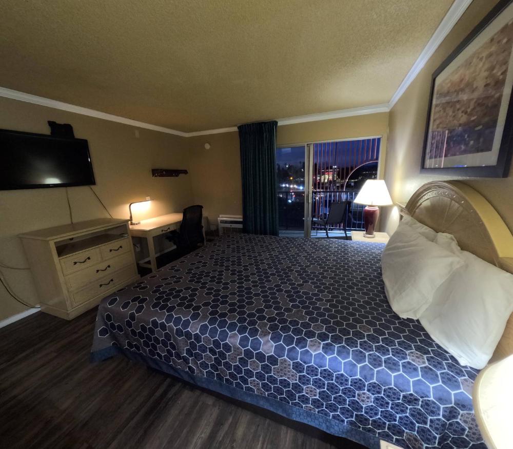 King Room interior